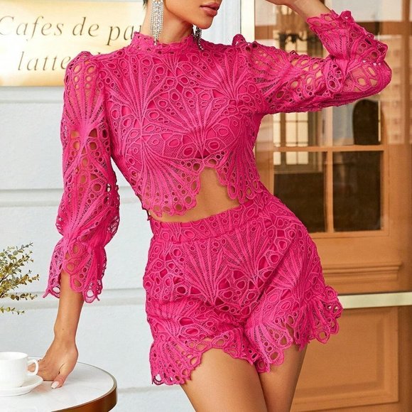 Glamorous Mock Neck Top & Ruffle Hem Shorts Coord Set Pink - Picture 4 of 5